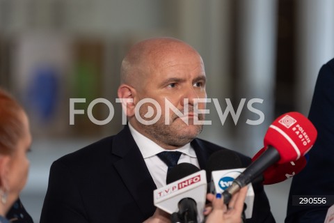  25.06.2024 WARSZAWA<br />
KONFERENCJA PRASOWA POSLOW SUWERENNEJ POLSKI MICHALA WOSIA I JANA KANTHAKA W WARSZAWIE<br />
N/Z MARIUSZ GOSEK<br />
FOT. ANTONI BYSZEWSKI/FOTONEWS 