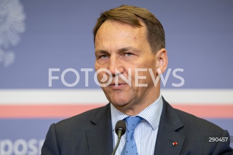  25.06.2024 WARSZAWA<br />
KONFERENCJA PRASOWA MINISTROW SPRAW ZAGRANICZNYCH POLSKI I SZWECJI<br />
PRESS CONFERENCE OF THE FOREIGN MINISTERS OF POLAND AND SWEDEN<br />
N/Z RADOSLAW SIKORSKI<br />
FOT. MARCIN BANASZKIEWICZ/FOTONEWS  