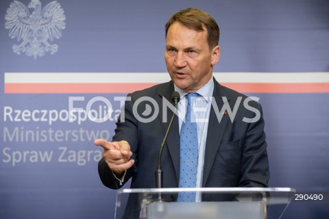  25.06.2024 WARSZAWA<br />
KONFERENCJA PRASOWA MINISTROW SPRAW ZAGRANICZNYCH POLSKI I SZWECJI<br />
PRESS CONFERENCE OF THE FOREIGN MINISTERS OF POLAND AND SWEDEN<br />
N/Z RADOSLAW SIKORSKI<br />
FOT. MARCIN BANASZKIEWICZ/FOTONEWS  