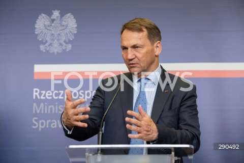  25.06.2024 WARSZAWA<br />
KONFERENCJA PRASOWA MINISTROW SPRAW ZAGRANICZNYCH POLSKI I SZWECJI<br />
PRESS CONFERENCE OF THE FOREIGN MINISTERS OF POLAND AND SWEDEN<br />
N/Z RADOSLAW SIKORSKI<br />
FOT. MARCIN BANASZKIEWICZ/FOTONEWS  