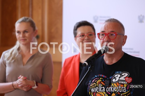  02.07.2024 WARSZAWA<br />
KONFERENCJA PRASOWA DOT. WSPOLPRACY MEN I WOSP W ZAKRESIE NAUKI PIERWSZEJ POMOCY W SZKOLACH<br />
N/Z JERZY JUREK OWSIAK<br />
FOT. ANTONI BYSZEWSKI/FOTONEWS 