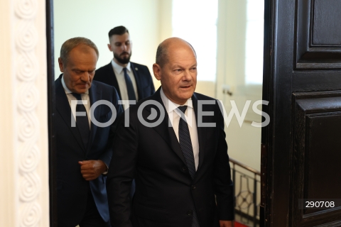  02.07.2024 WARSZAWA<br />
KONFERENCJA PRASOWA PREMIERA DONALDA TUSKA ORAZ KANCLERZA NIEMIEC OLAFA SCHOLZA<br />
N/Z OLAF SCHOLZ DONALD TUSK<br />
FOT. ANTONI BYSZEWSKI/FOTONEWS 