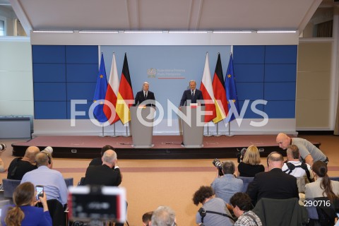  02.07.2024 WARSZAWA<br />
KONFERENCJA PRASOWA PREMIERA DONALDA TUSKA ORAZ KANCLERZA NIEMIEC OLAFA SCHOLZA<br />
N/Z OLAF SCHOLZ DONALD TUSK<br />
FOT. ANTONI BYSZEWSKI/FOTONEWS 