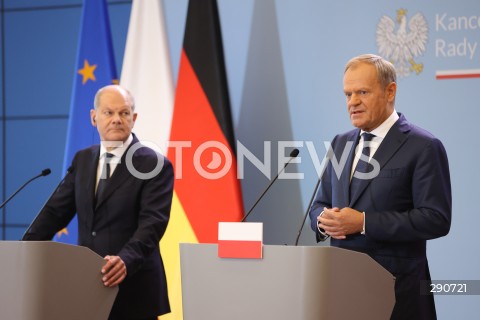  02.07.2024 WARSZAWA<br />
KONFERENCJA PRASOWA PREMIERA DONALDA TUSKA ORAZ KANCLERZA NIEMIEC OLAFA SCHOLZA<br />
N/Z OLAF SCHOLZ DONALD TUSK<br />
FOT. ANTONI BYSZEWSKI/FOTONEWS 