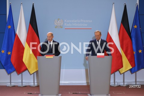  02.07.2024 WARSZAWA<br />
KONFERENCJA PRASOWA PREMIERA DONALDA TUSKA ORAZ KANCLERZA NIEMIEC OLAFA SCHOLZA<br />
N/Z OLAF SCHOLZ DONALD TUSK<br />
FOT. ANTONI BYSZEWSKI/FOTONEWS 