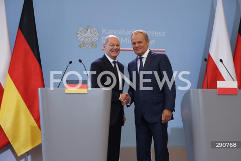  02.07.2024 WARSZAWA<br />
KONFERENCJA PRASOWA PREMIERA DONALDA TUSKA ORAZ KANCLERZA NIEMIEC OLAFA SCHOLZA<br />
N/Z OLAF SCHOLZ DONALD TUSK<br />
FOT. ANTONI BYSZEWSKI/FOTONEWS 