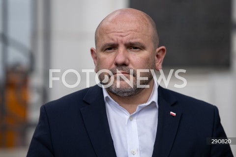  03.07.2024 WARSZAWA<br />
KONFERENCJA PRASOWA POLITYKOW SUWERENNEJ POLSKI<br />
N/Z MARIUSZ GOSEK<br />
FOT. MARCIN BANASZKIEWICZ/FOTONEWS  