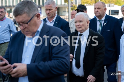  10.07.2024 WARSZAWA <br />
OBCHODY MIESIECZNICY SMOLENSKIEJ <br />
N/Z JAROSLAW KACZYNSKI <br />
FOT. MARCIN BANASZKIEWICZ/FOTONEWS  