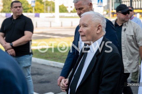  10.07.2024 WARSZAWA <br />
OBCHODY MIESIECZNICY SMOLENSKIEJ <br />
N/Z JAROSLAW KACZYNSKI  <br />
FOT. MARCIN BANASZKIEWICZ/FOTONEWS  