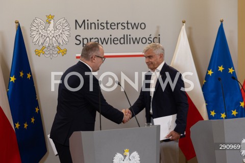  11.07.2024 WARSZAWA<br />
KONFERENCJA PRASOWA MINISTRA SPRAWIEDLIWOSCI ADAMA BODNARA I PELNOMOCNIKA DS. BIEGLYCH SADOWYCH  TADEUSZA TOMASZEWSKIEGO<br />
N/Z ADAM BODNAR TADEUSZ TOMASZEWSKI<br />
FOT. ANTONI BYSZEWSKI/FOTONEWS 