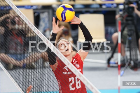  18.07.2024 MIELEC <br />
SIATKOWKA KOBIET <br />
MEMORIAL AGATY MROZ - OLSZEWSKIEJ <br />
MECZ POLSKA - FRANCJA ( POLAND - FRANCE ) <br />
N/Z KATARZYNA WENERSKA SYLWETKA <br />
 