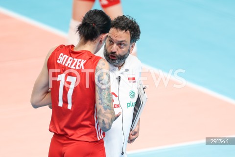  18.07.2024 MIELEC <br />
SIATKOWKA KOBIET <br />
MEMORIAL AGATY MROZ - OLSZEWSKIEJ <br />
MECZ POLSKA - FRANCJA ( POLAND - FRANCE ) <br />
N/Z STEFANO LAVARINI - I TRENER ( HEAD COACH ) MALWINA SMARZEK <br />
 