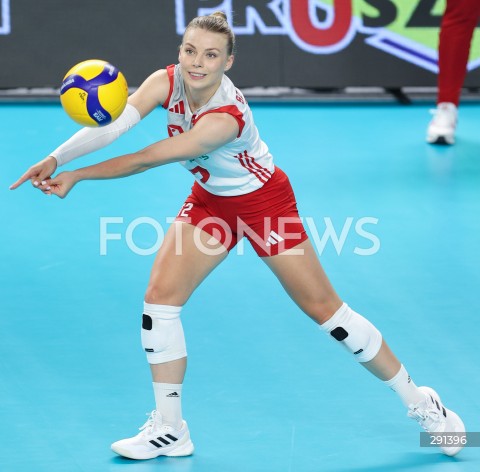  19.07.2024 MIELEC ( POLSKA - POLAND ) <br />
SIATKOWKA KOBIET - VOLLEYBALL <br />
MEMORIAL AGATY MROZ - OLSZEWSKIEJ <br />
MECZ POLSKA - SERBIA ( POLAND - SERBIA ) <br />
N/Z ALEKSANDRA SZCZYGLOWSKA SYLWETKA <br />
 