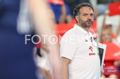  19.07.2024 MIELEC ( POLSKA - POLAND ) <br />
SIATKOWKA KOBIET - VOLLEYBALL <br />
MEMORIAL AGATY MROZ - OLSZEWSKIEJ <br />
MECZ POLSKA - SERBIA ( POLAND - SERBIA ) <br />
N/Z STEFANO LAVARINI ( I TRENER - HEAD COACH ) <br />
 