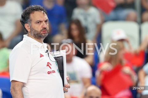  19.07.2024 MIELEC ( POLSKA - POLAND ) <br />
SIATKOWKA KOBIET - VOLLEYBALL <br />
MEMORIAL AGATY MROZ - OLSZEWSKIEJ <br />
MECZ POLSKA - SERBIA ( POLAND - SERBIA ) <br />
N/Z STEFANO LAVARINI ( I TRENER - HEAD COACH ) SYLWETKA <br />
 