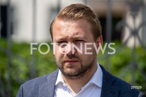  20.07.2024 WARSZAWA<br />
KONFERENCJA PRASOWA POLITYKOW ZJEDNOCZONEJ PRAWICY<br />
N/Z JACEK OZDOBA<br />
FOT. MARCIN BANASZKIEWICZ/FOTONEWS  