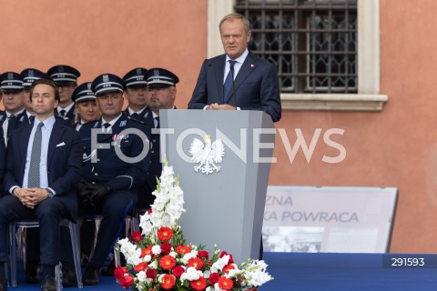  24.07.2024 WARSZAWA<br />
OBCHODY SWIETA POLICJI W WARSZAWIE<br />
N/Z PREMIER DONALD TUSK KRZYSZTOF BOSAK <br />
FOT. ANTONI BYSZEWSKI/FOTONEWS 