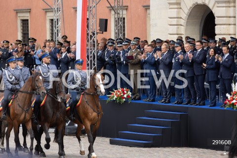  24.07.2024 WARSZAWA<br />
OBCHODY SWIETA POLICJI W WARSZAWIE<br />
N/Z MARCIN KIERWINSKI PREMIER DONALD TUSK SZYMON HOLOWNIA MONIKA WIELICHOWSKA KRZYSZTOF BOSAK<br />
FOT. ANTONI BYSZEWSKI/FOTONEWS 