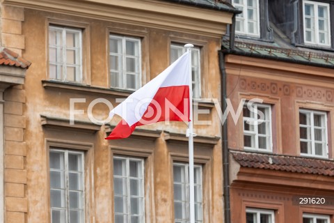  24.07.2024 WARSZAWA<br />
OBCHODY SWIETA POLICJI W WARSZAWIE<br />
N/Z POLSKA FLAGA ZDJECIE ILUSTRACYJNE<br />
FOT. ANTONI BYSZEWSKI/FOTONEWS 