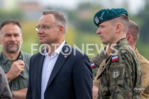  09.08.2024 WARSZAWA<br />
WIZYTA PREZYDENTA RP ANDRZEJA DUDY NA ZGRUPOWANIU WOJSKOWYM<br />
N/Z PREZYDENT RP ANDRZEJ DUDA <br />
FOT. MARCIN BANASZKIEWICZ/FOTONEWS  