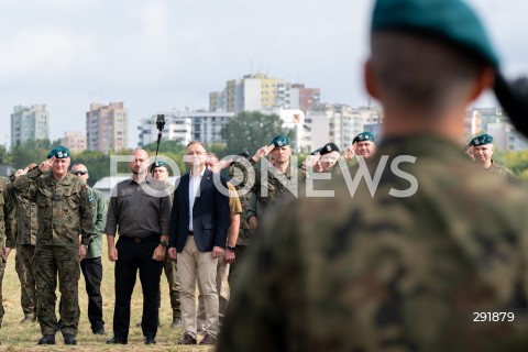  09.08.2024 WARSZAWA<br />
WIZYTA PREZYDENTA RP ANDRZEJA DUDY NA ZGRUPOWANIU WOJSKOWYM<br />
N/Z JACEK SIEWIERA ANDRZEJ DUDA <br />
FOT. MARCIN BANASZKIEWICZ/FOTONEWS  