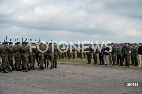  09.08.2024 WARSZAWA<br />
WIZYTA PREZYDENTA RP ANDRZEJA DUDY NA ZGRUPOWANIU WOJSKOWYM<br />
N/Z JACEK SIEWIERA ANDRZEJ DUDA <br />
FOT. MARCIN BANASZKIEWICZ/FOTONEWS  