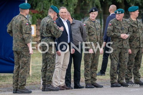  09.08.2024 WARSZAWA<br />
WIZYTA PREZYDENTA RP ANDRZEJA DUDY NA ZGRUPOWANIU WOJSKOWYM<br />
N/Z PREZYDENT RP ANDRZEJ DUDA <br />
FOT. MARCIN BANASZKIEWICZ/FOTONEWS  