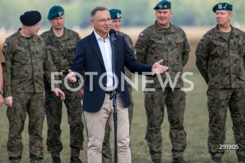  09.08.2024 WARSZAWA<br />
WIZYTA PREZYDENTA RP ANDRZEJA DUDY NA ZGRUPOWANIU WOJSKOWYM<br />
N/Z PREZYDENT RP ANDRZEJ DUDA <br />
FOT. MARCIN BANASZKIEWICZ/FOTONEWS  