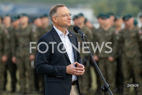  09.08.2024 WARSZAWA<br />
WIZYTA PREZYDENTA RP ANDRZEJA DUDY NA ZGRUPOWANIU WOJSKOWYM<br />
N/Z PREZYDENT RP ANDRZEJ DUDA <br />
FOT. MARCIN BANASZKIEWICZ/FOTONEWS  