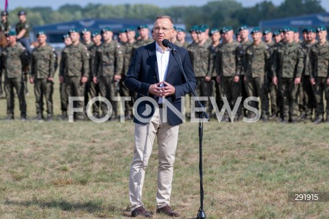  09.08.2024 WARSZAWA<br />
WIZYTA PREZYDENTA RP ANDRZEJA DUDY NA ZGRUPOWANIU WOJSKOWYM<br />
N/Z PREZYDENT RP ANDRZEJ DUDA <br />
FOT. MARCIN BANASZKIEWICZ/FOTONEWS  