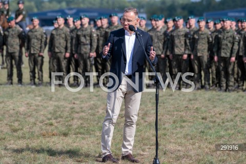  09.08.2024 WARSZAWA<br />
WIZYTA PREZYDENTA RP ANDRZEJA DUDY NA ZGRUPOWANIU WOJSKOWYM<br />
N/Z PREZYDENT RP ANDRZEJ DUDA <br />
FOT. MARCIN BANASZKIEWICZ/FOTONEWS  