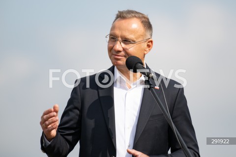  09.08.2024 WARSZAWA<br />
WIZYTA PREZYDENTA RP ANDRZEJA DUDY NA ZGRUPOWANIU WOJSKOWYM<br />
N/Z PREZYDENT RP ANDRZEJ DUDA <br />
FOT. MARCIN BANASZKIEWICZ/FOTONEWS  