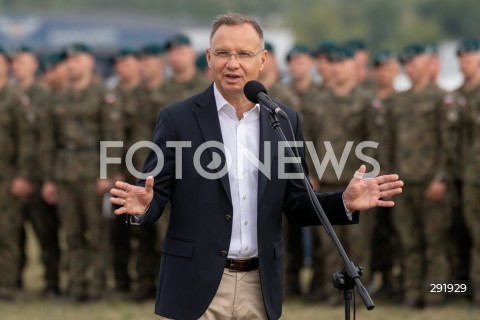  09.08.2024 WARSZAWA<br />
WIZYTA PREZYDENTA RP ANDRZEJA DUDY NA ZGRUPOWANIU WOJSKOWYM<br />
N/Z PREZYDENT RP ANDRZEJ DUDA <br />
FOT. MARCIN BANASZKIEWICZ/FOTONEWS  