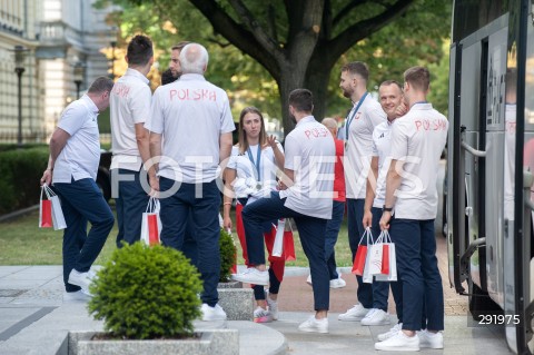  12.08.2024 WARSZAWA<br />
SPOTKANIE PREMIERA Z MEDALISTAMI OLIMPIJSKIMI<br />
N/Z SIATKARZE<br />
 