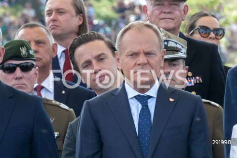  15.08.2024 WARSZAWA<br />
SWIETO WOJSKA POLSKIEGO<br />
N/Z DONALD TUSK KRZYSZTOF BOSAK<br />
 