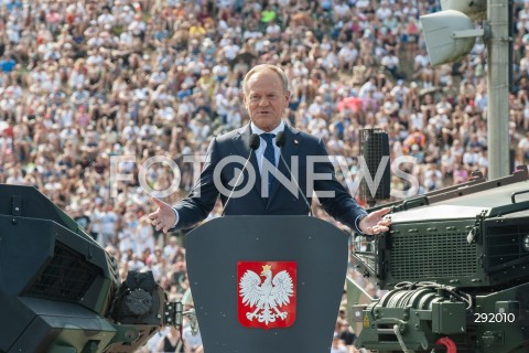  15.08.2024 WARSZAWA<br />
SWIETO WOJSKA POLSKIEGO<br />
N/Z PREMIER DONALD TUSK<br />
 