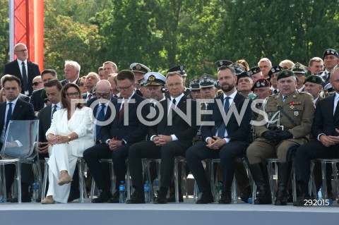  15.08.2024 WARSZAWA<br />
SWIETO WOJSKA POLSKIEGO<br />
N/Z PREZYDENT ANDRZEJ DUDA SZYMON HOLOWNIA WLADYSLAW KOSINIAK KAMYSZ MALGORZATA KIDAWA BLONSKA<br />
 