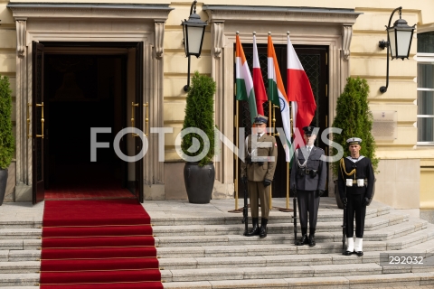  22.08.2024 WARSZAWA<br />
SPOTKANIE PREMIERA DONALDA TUSKA Z PREMIEREM REPUBLIKI INDII NARENDRA MODIM<br />
PRIME MINISTER NARENDRA MODI ARRIVES IN POLAND FOR FIRST VISIT BY INDIAN PRIME MINISTER IN 45 YEARS<br />
N/Z KANCELARIA PREZESA RADY MINISTROW KPRM<br />
FOT. MARCIN BANASZKIEWICZ/FOTONEWS  