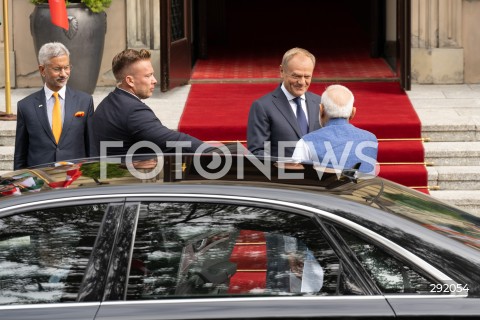  22.08.2024 WARSZAWA<br />
SPOTKANIE PREMIERA DONALDA TUSKA Z PREMIEREM REPUBLIKI INDII NARENDRA MODIM<br />
PRIME MINISTER NARENDRA MODI ARRIVES IN POLAND FOR FIRST VISIT BY INDIAN PRIME MINISTER IN 45 YEARS<br />
N/Z DONALD TUSK NARENDRA MODI<br />
FOT. MARCIN BANASZKIEWICZ/FOTONEWS  