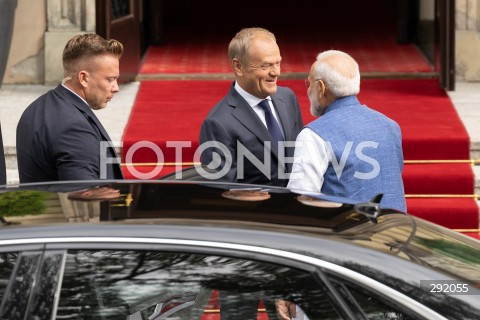  22.08.2024 WARSZAWA<br />
SPOTKANIE PREMIERA DONALDA TUSKA Z PREMIEREM REPUBLIKI INDII NARENDRA MODIM<br />
PRIME MINISTER NARENDRA MODI ARRIVES IN POLAND FOR FIRST VISIT BY INDIAN PRIME MINISTER IN 45 YEARS<br />
N/Z DONALD TUSK NARENDRA MODI<br />
FOT. MARCIN BANASZKIEWICZ/FOTONEWS  