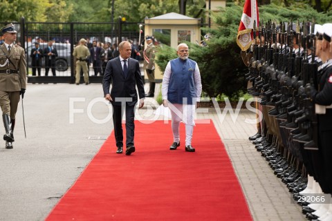  22.08.2024 WARSZAWA<br />
SPOTKANIE PREMIERA DONALDA TUSKA Z PREMIEREM REPUBLIKI INDII NARENDRA MODIM<br />
PRIME MINISTER NARENDRA MODI ARRIVES IN POLAND FOR FIRST VISIT BY INDIAN PRIME MINISTER IN 45 YEARS<br />
N/Z DONALD TUSK NARENDRA MODI<br />
FOT. MARCIN BANASZKIEWICZ/FOTONEWS  