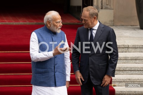  22.08.2024 WARSZAWA<br />
SPOTKANIE PREMIERA DONALDA TUSKA Z PREMIEREM REPUBLIKI INDII NARENDRA MODIM<br />
PRIME MINISTER NARENDRA MODI ARRIVES IN POLAND FOR FIRST VISIT BY INDIAN PRIME MINISTER IN 45 YEARS<br />
N/Z DONALD TUSK NARENDRA MODI<br />
FOT. MARCIN BANASZKIEWICZ/FOTONEWS  