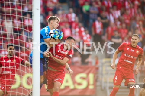  23.08.2024 LODZ <br />
PILKA NOZNA - PKO BP EKSTRAKLASA<br />
WIDZEW LODZ - RADOMIAK RADOM<br />
N/Z LUIS DA SILVA MACIEJ KIKOLSKI<br />
 