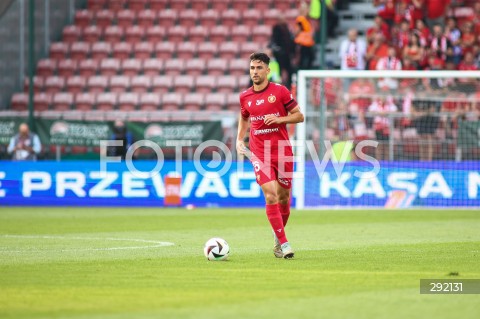  23.08.2024 LODZ <br />
PILKA NOZNA - PKO BP EKSTRAKLASA<br />
WIDZEW LODZ - RADOMIAK RADOM<br />
N/Z JUAN IBIZA SYLWETKA<br />
 