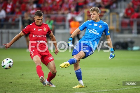  23.08.2024 LODZ <br />
PILKA NOZNA - PKO BP EKSTRAKLASA<br />
WIDZEW LODZ - RADOMIAK RADOM<br />
N/Z MACIEJ KIKOLSKI<br />
 