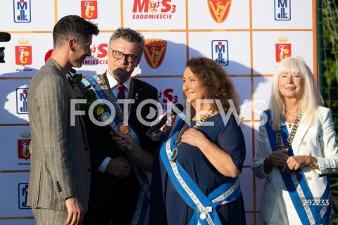  01.09.2024 WARSZAWA<br />
CEREMONIA WRECZENIA ORDERU USMIECHU ROBERTOWI LEWANDOWSKIEMU<br />
N/Z MAREK MICHALAK ROBERT LEWANDOWSKI ANNA DYMNA ANNA MARIA WESOLOWSKA<br />
FOT. MARCIN BANASZKIEWICZ/FOTONEWS  