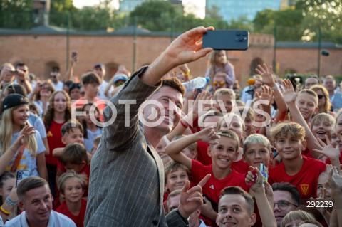  01.09.2024 WARSZAWA<br />
CEREMONIA WRECZENIA ORDERU USMIECHU ROBERTOWI LEWANDOWSKIEMU<br />
N/Z ROBERT LEWANDOWSKI<br />
FOT. MARCIN BANASZKIEWICZ/FOTONEWS  