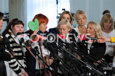  27.09.2024 WARSZAWA<br />
POSIEDZENIE SEJMU RP<br />
N/Z JOANNA FRYDRYCH IWONA HARTWICH RODZICIE DZIECI NIEPELNOSPRAWNYCH<br />
FOT. MARCIN BANASZKIEWICZ/FOTONEWS  