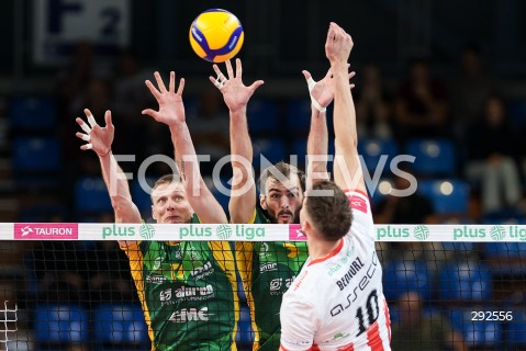  28.09.2024 RZESZOW <br />
SIATKOWKA MEZCZYZN <br />
PLUSLIGA SEZON 2024/2025 <br />
PLUS LIGA POLISH MEN VOLLEYBALL LEAGUE <br />
MECZ ASSECO RESOVIA - ALURON CMC WARTA ZAWIERCIE <br />
N/Z JURIJ GLADYR AARON RUSSELL BLOK <br />
 