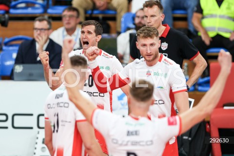  28.09.2024 RZESZOW <br />
SIATKOWKA MEZCZYZN <br />
PLUSLIGA SEZON 2024/2025 <br />
PLUS LIGA POLISH MEN VOLLEYBALL LEAGUE <br />
MECZ ASSECO RESOVIA - ALURON CMC WARTA ZAWIERCIE <br />
N/Z GREGOR ROPRET DAWID WOCH RADOSC EMOCJE <br />
 